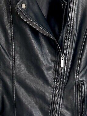 RW&CO Black Faux Leather Motorcycle Jacket Womens